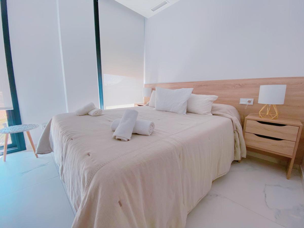 Exclusivo Atico De Lujo En La Playa - Holavivienda Inmobiliaria *
