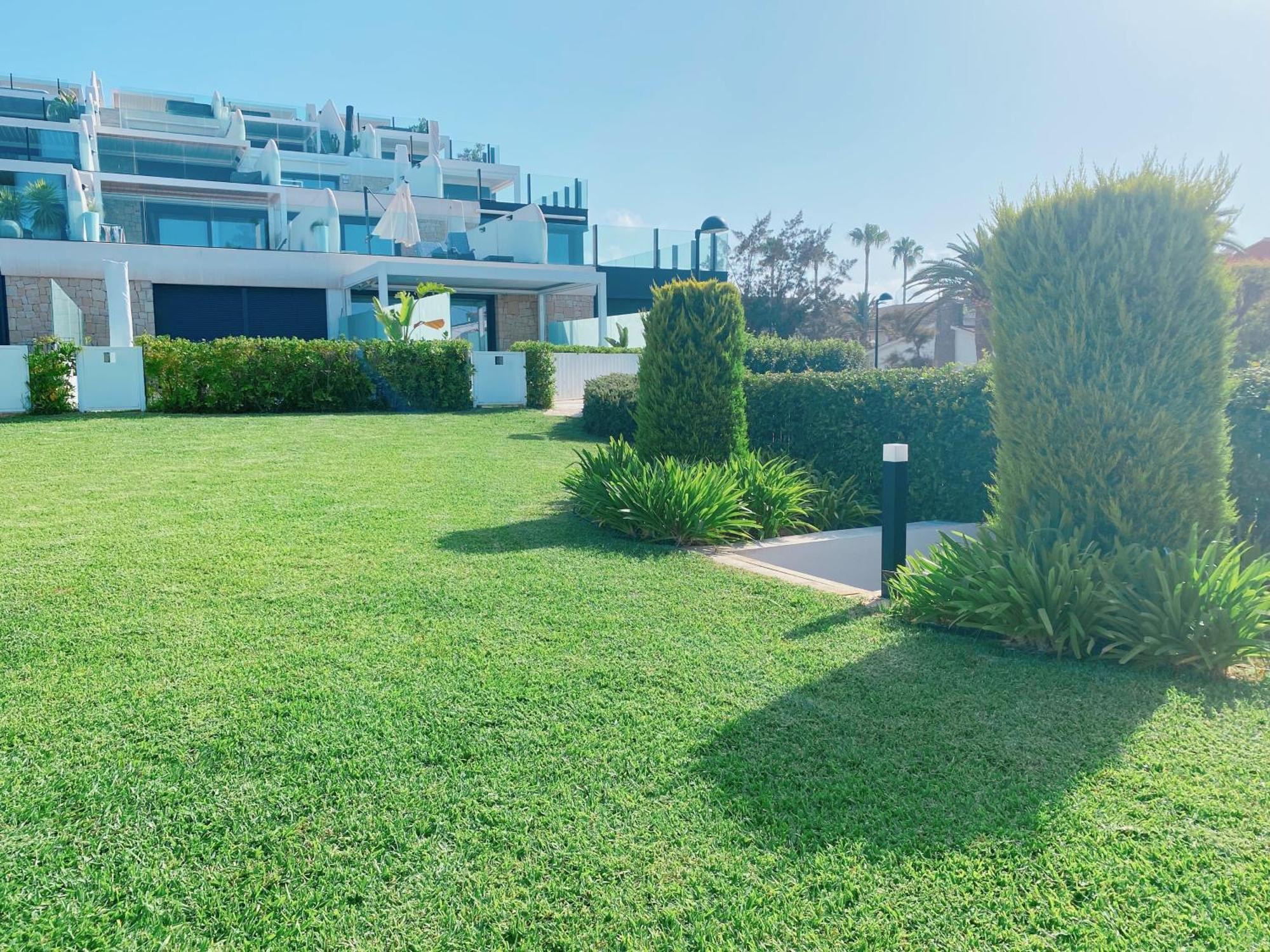 Apartment Exclusivo Atico De Lujo En La Playa - Holavivienda Inmobiliaria