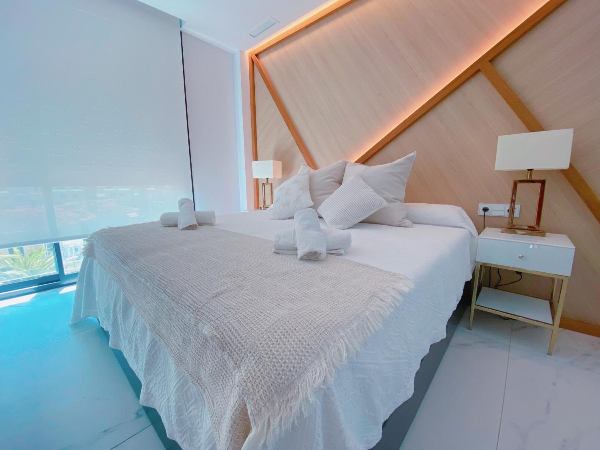 Exclusivo Atico De Lujo En La Playa - Holavivienda Inmobiliaria Denia